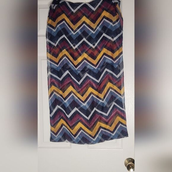 Lightweight Infinity Fashion Scarf Navy Blue Burgundy Yellow Zig Zag Boho 19x68" - Picture 4 of 5